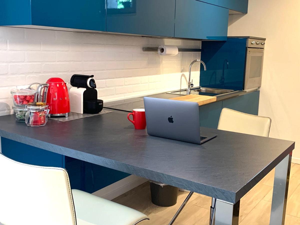 Interno 2 Este Centro 외부 사진